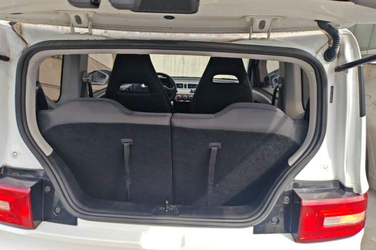 Used Wuling Hongguang MINIEV 2020 Freedom Version Lithium Iron Phosphate Trunk
