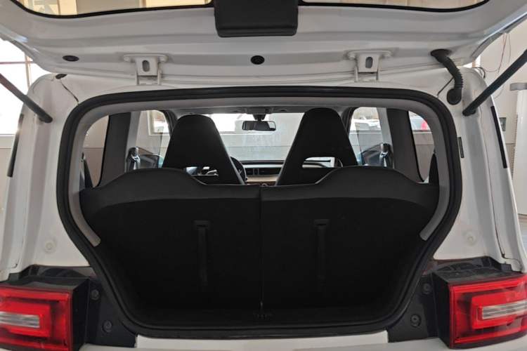 Used Wuling Hongguang MINIEV 2020 Easy Version Lithium-Ion Battery Trunk