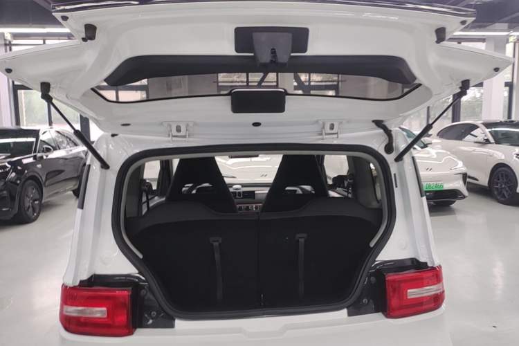 Used Wuling Hongguang MINIEV 2020 Enjoyment Model Lithium Iron Phosphate Trunk