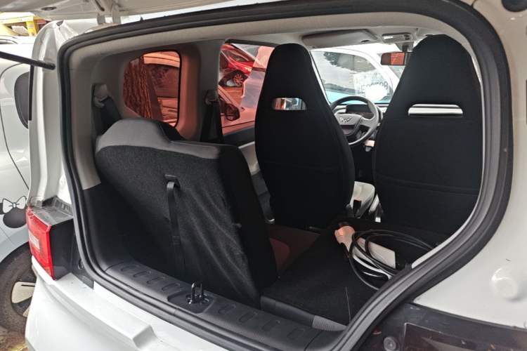 Used Wuling Hongguang MINIEV 2020 Freedom Version Lithium Iron Phosphate Trunk