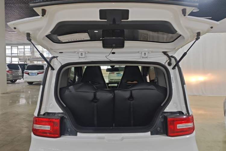 Used Wuling Hongguang MINIEV 2020 Enjoyment Model Lithium Iron Phosphate Trunk