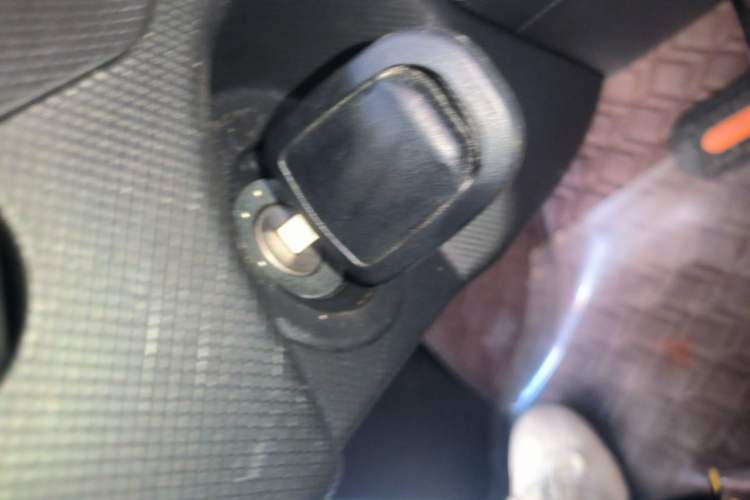 Used Wuling Hongguang MINIEV 2020 Freedom Version Lithium Iron Phosphate Vehicle Key