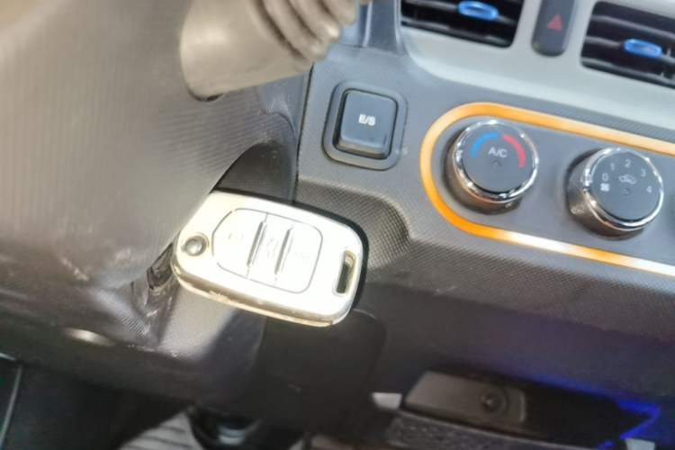 Used Wuling Hongguang MINIEV 2020 Freedom Version Lithium Iron Phosphate Vehicle Key