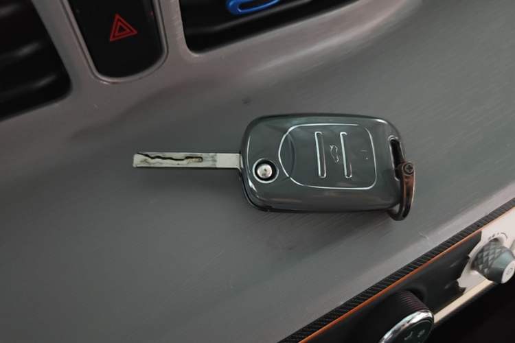 Used Wuling Hongguang MINIEV 2020 Freedom Version Lithium Iron Phosphate Vehicle Key