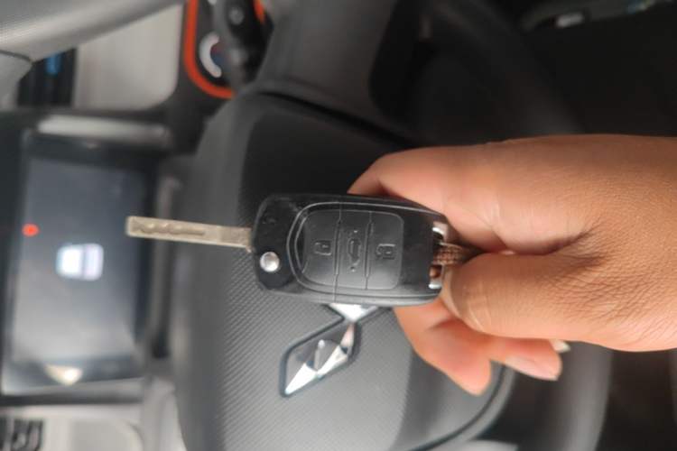 Used Wuling Hongguang MINIEV 2020 Zizai Version Lithium-NMC Vehicle Key