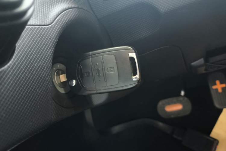 Used Wuling Hongguang MINIEV 2020 Zizai Version Lithium-NMC Vehicle Key