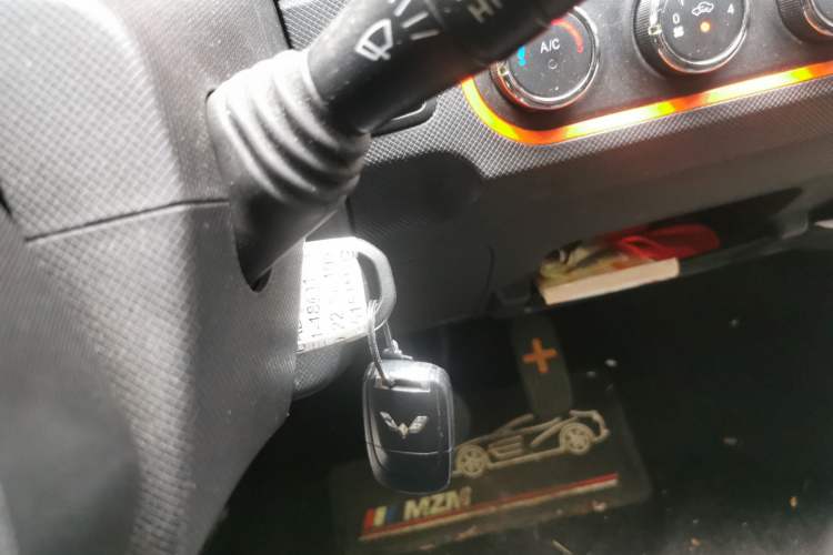 Used Wuling Hongguang MINIEV 2020 Freedom Version Lithium Iron Phosphate Vehicle Key