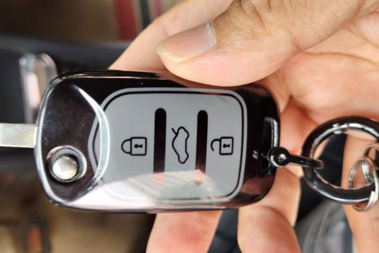 Used Wuling Hongguang MINIEV 2020 Zizai Version Lithium-NMC Vehicle Key