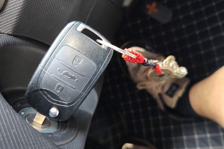 Used Wuling Hongguang MINIEV 2020 Enjoyment Model Lithium Iron Phosphate Vehicle Key