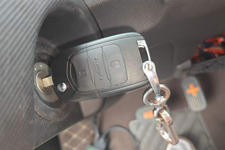 Used Wuling Hongguang MINIEV 2020 Freedom Version Lithium Iron Phosphate Vehicle Key