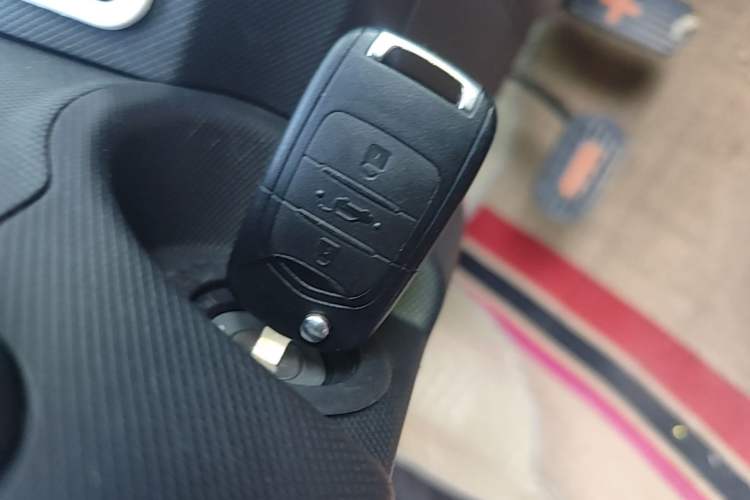 Used Wuling Hongguang MINIEV 2020 Freedom Version Lithium Iron Phosphate Vehicle Key