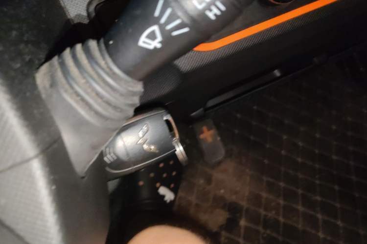 Used Wuling Hongguang MINIEV 2020 Freedom Version Lithium Iron Phosphate Vehicle Key