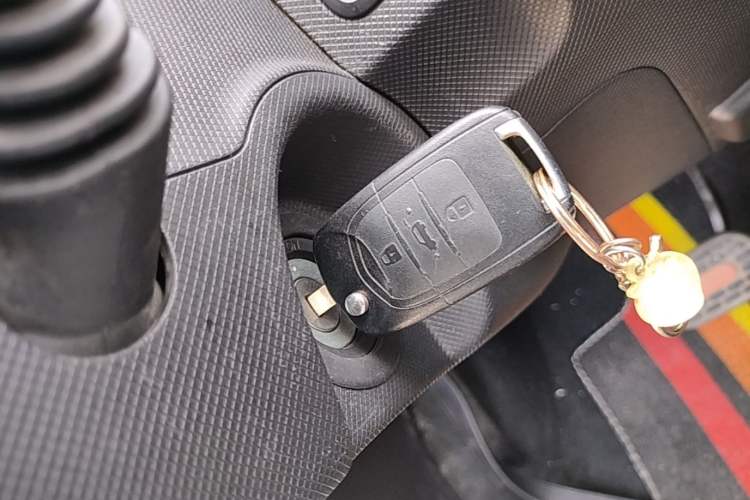 Used Wuling Hongguang MINIEV 2020 Zizai Version Lithium-NMC Vehicle Key