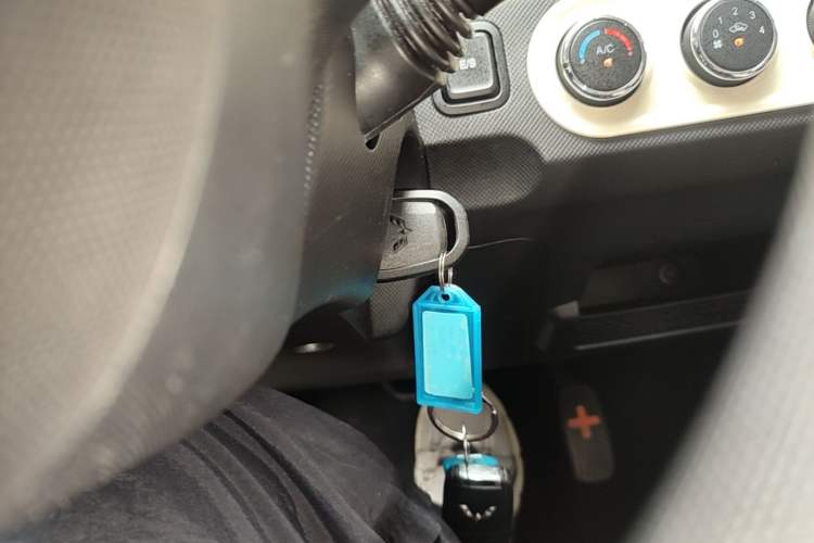 Used Wuling Hongguang MINIEV 2020 Freedom Version Lithium Iron Phosphate Vehicle Key