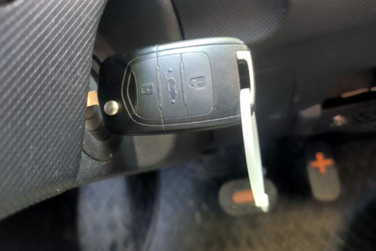 Used Wuling Hongguang MINIEV 2020 Zizai Version Lithium-NMC Vehicle Key
