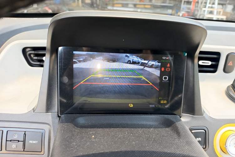 Used Wuling Hongguang MINIEV 2020 Freedom Version Lithium Iron Phosphate Audio And AC Panel
