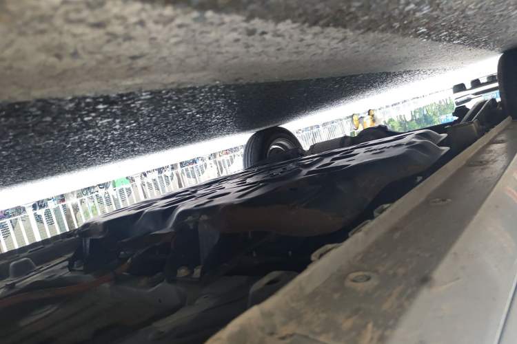 Used Wuling Hongguang MINIEV 2020 Freedom Version Lithium Iron Phosphate Chassis Front Right