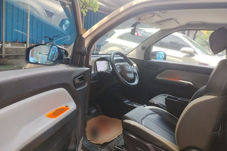 Used Wuling Hongguang MINIEV 2020 Enjoyment Model Lithium Iron Phosphate Driver Seat