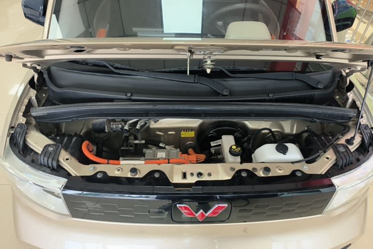 Used Wuling Hongguang MINIEV 2020 Zizai Version Lithium-NMC Engine Bay