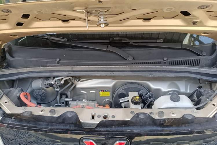 Used Wuling Hongguang MINIEV 2020 Enjoyment Model Lithium Iron Phosphate Engine Bay