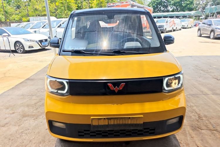 Used Wuling Hongguang MINIEV 2020 Freedom Version Lithium Iron Phosphate Front