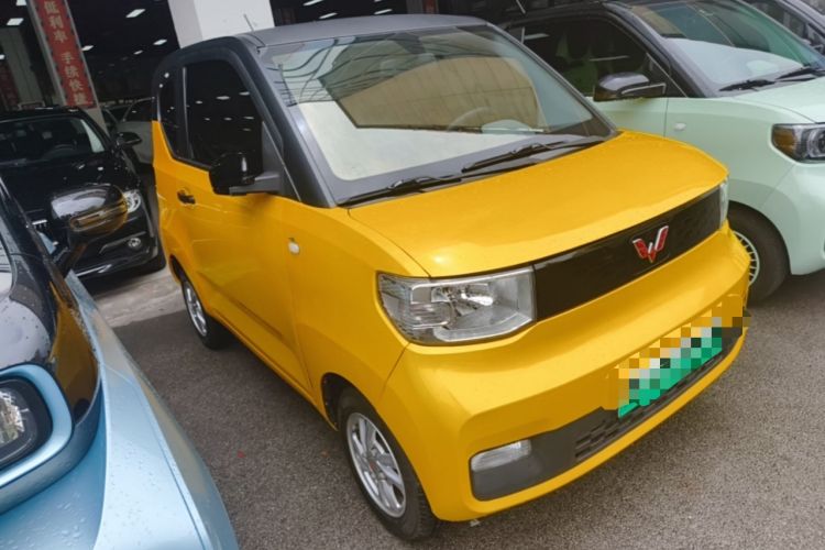 Used Wuling Hongguang MINIEV 2020 Zizai Version Lithium-NMC Front Right 45 Deg