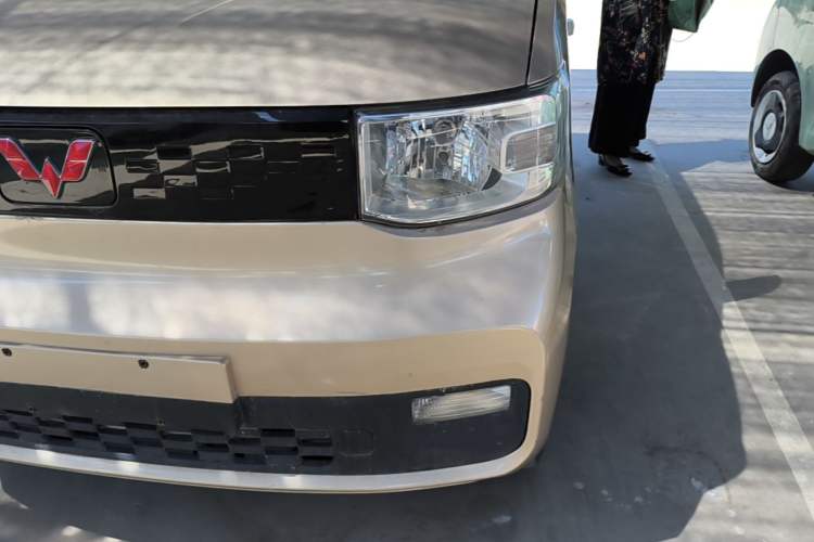 Used Wuling Hongguang MINIEV 2020 Zizai Version Lithium-NMC Left Front Headlight