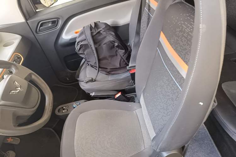 Used Wuling Hongguang MINIEV 2020 Enjoyment Model Lithium Iron Phosphate Left Front Seat