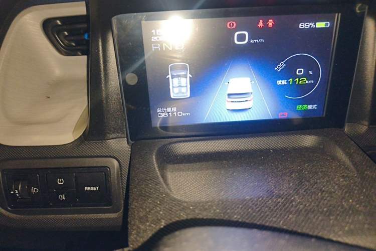 Used Wuling Hongguang MINIEV 2020 Enjoyment Model Lithium Iron Phosphate Odometer Close Up