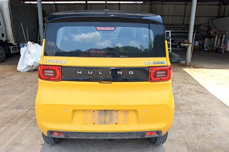 Used Wuling Hongguang MINIEV 2020 Freedom Version Lithium Iron Phosphate Rear