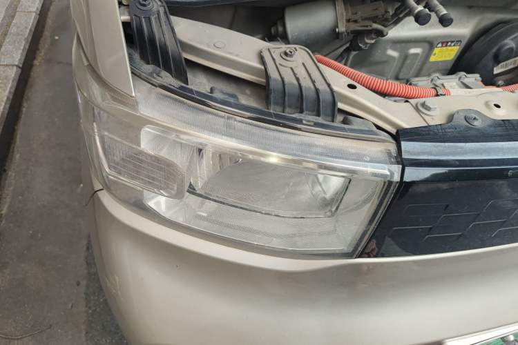 Used Wuling Hongguang MINIEV 2020 Freedom Version Lithium Iron Phosphate Right Front Headlight