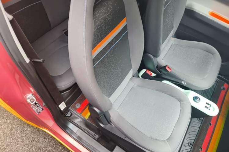 Used Wuling Hongguang MINIEV 2020 Zizai Version Lithium-NMC Right Front Seat