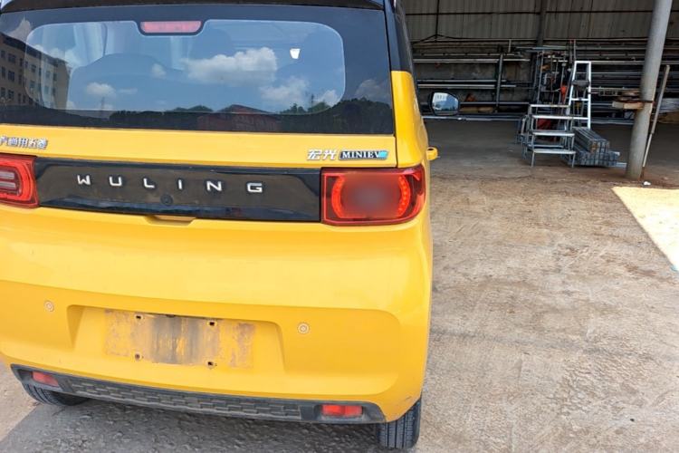 Used Wuling Hongguang MINIEV 2020 Freedom Version Lithium Iron Phosphate Right Rear Taillight