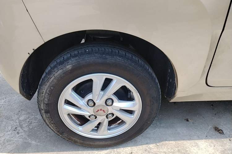 Used Wuling Hongguang MINIEV 2020 Enjoyment Model Lithium Iron Phosphate Right Rear Wheel Hub