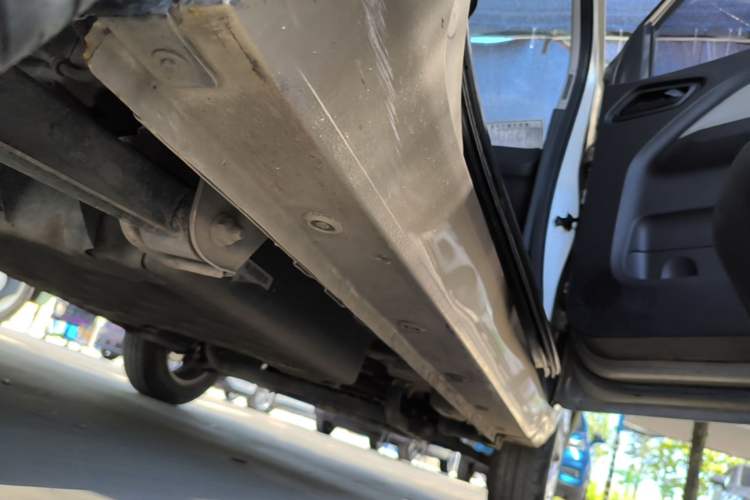 Used Wuling Hongguang MINIEV 2020 Zizai Version Lithium-NMC Right Side Sill
