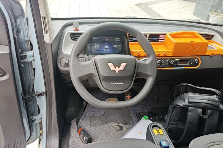 Used Wuling Hongguang MINIEV 2020 Enjoy Edition Lithium-Ion Battery Steering Wheel