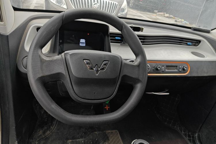 Used Wuling Hongguang MINIEV 2020 Freedom Version Lithium Iron Phosphate Steering Wheel