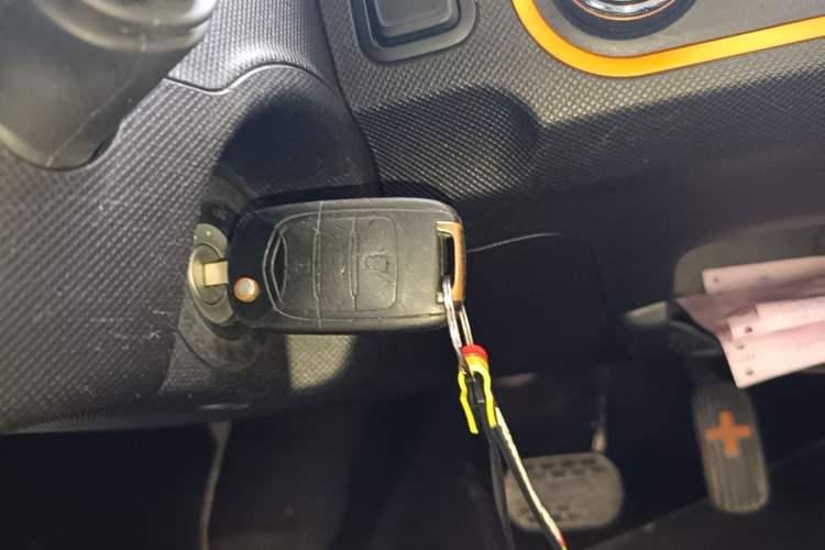 Used Wuling Hongguang MINIEV 2020 Enjoyment Model Lithium Iron Phosphate Vehicle Key