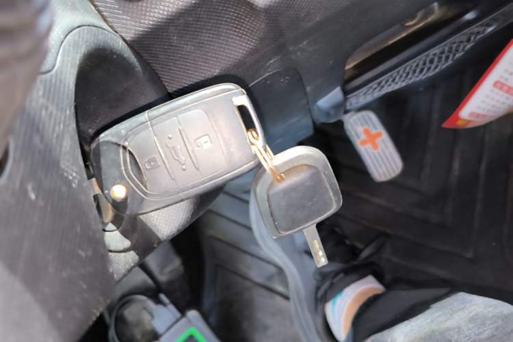 Used Wuling Hongguang MINIEV 2020 Zizai Version Lithium-NMC Vehicle Key