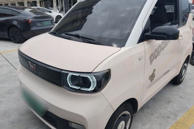 Ojetý Wuling Hongguang MINIEV 2021 Macaron Premium Model – Lithium Iron Phosphate