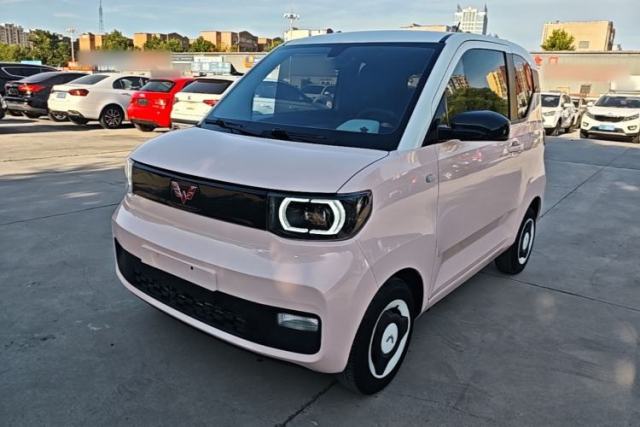 Ojetý Wuling Hongguang MINIEV 2021 Macaron Premium Model – Lithium Iron Phosphate