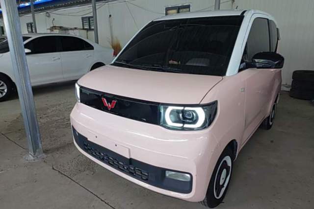 Ojetý Wuling Hongguang MINIEV 2021 Macaron Premium Model – Lithium Iron Phosphate