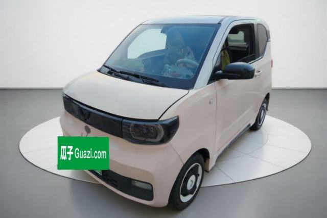Ojetý Wuling Hongguang MINIEV 2021 Macaron Fashion Model Lithium Iron Phosphate