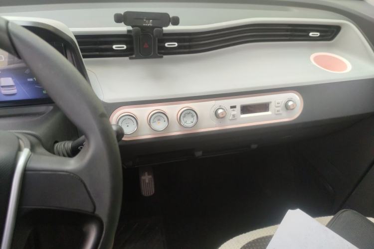 Used Wuling Hongguang MINIEV 2021 Macaron Fashion Model Lithium Iron Phosphate Audio And AC Panel