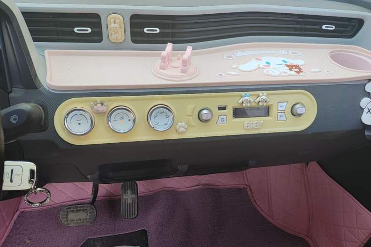 Used Wuling Hongguang MINIEV 2021 Macaron Fashion Edition Lithium-Ion Battery Audio And AC Panel