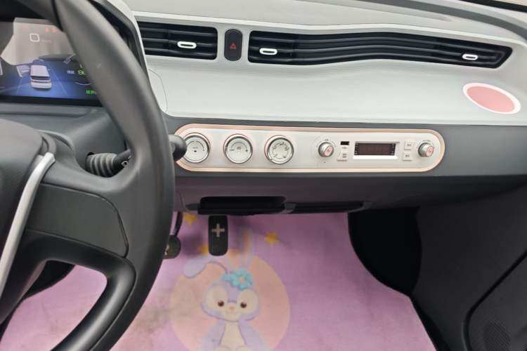 Used Wuling Hongguang MINIEV 2021 Macaron Fashion Model Lithium Iron Phosphate Audio And AC Panel