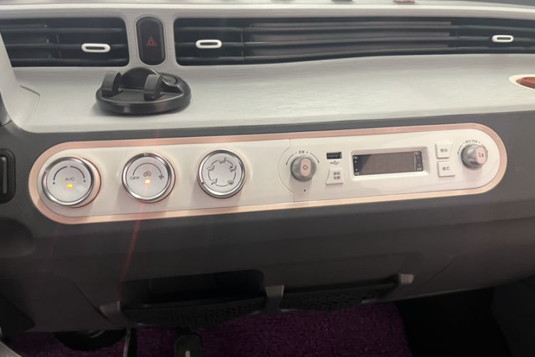 Used Wuling Hongguang MINIEV 2021 Macaron Premium Model – Lithium Iron Phosphate Audio And AC Panel