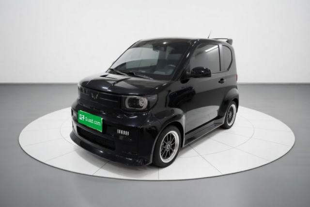 Wuling Hongguang MINIEV 2021 Macaron Sandwich Model 170 km Lithium Iron Phosphate usado