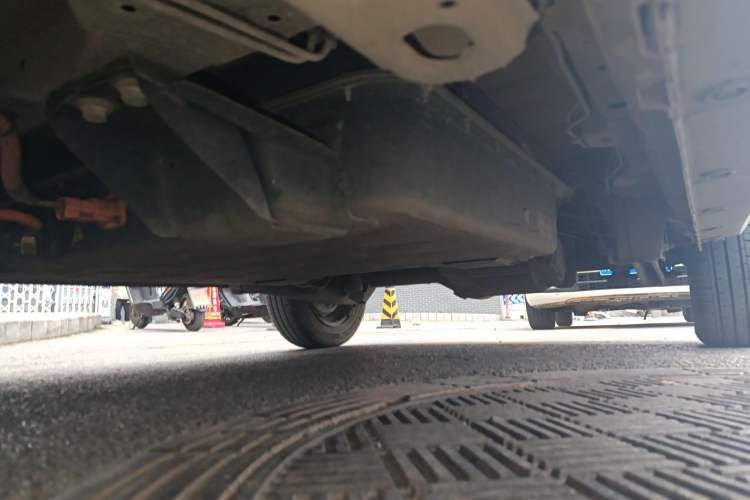 Used Wuling Hongguang MINIEV 2021 Macaron Sandwich Model 120 km Lithium NMC Chassis Front Left