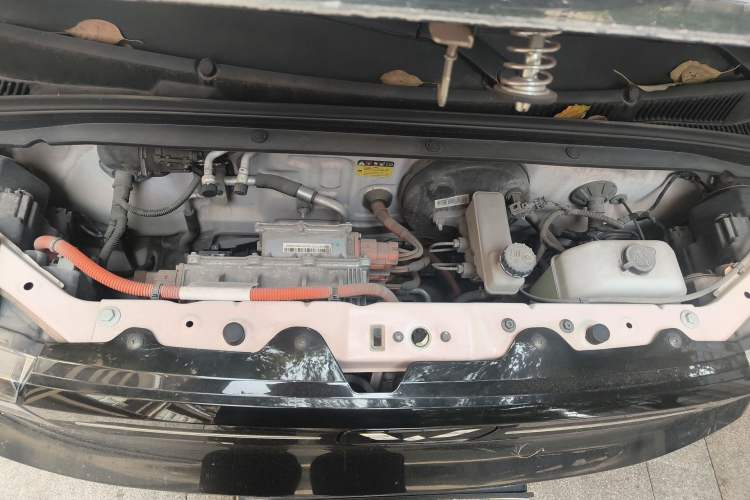 Used Wuling Hongguang MINIEV 2021 Macaron Premium Model – Lithium Iron Phosphate Engine Bay